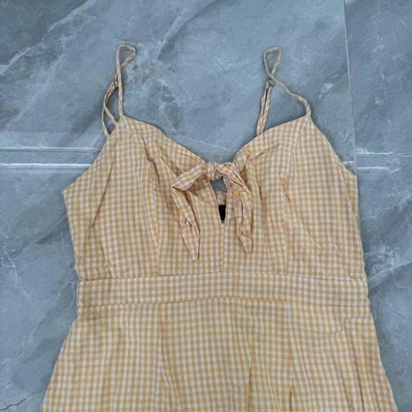 Women’s Lulus Music City Gingham Tie Front Spaghetti Strap Mini Dress Small - Picture 5 of 16
